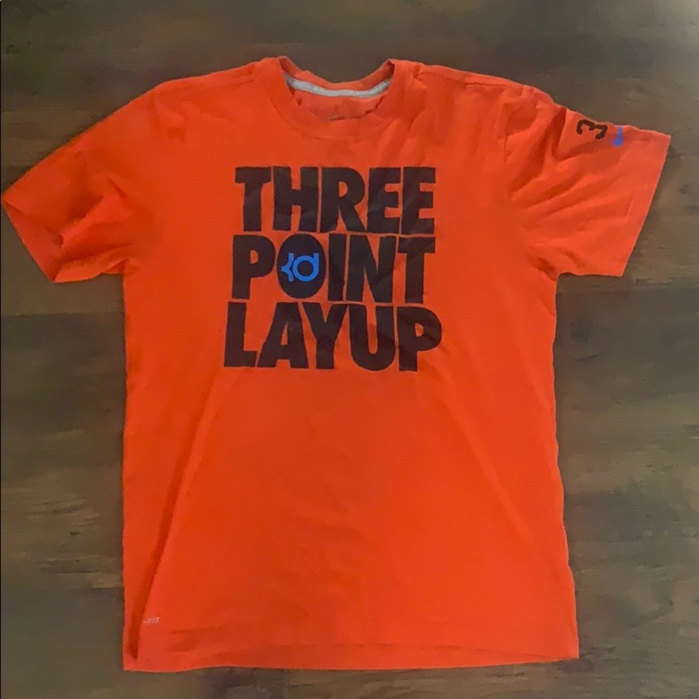 Nike men’s shirt
